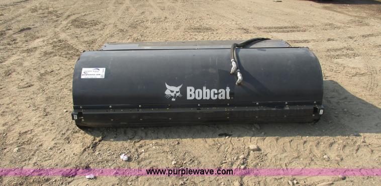 image for item I3948 2011 Bobcat 84 sweeper skid steer attachment