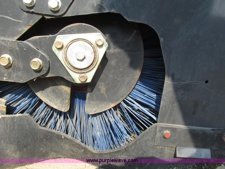 image for item I3948 2011 Bobcat 84 sweeper skid steer attachment