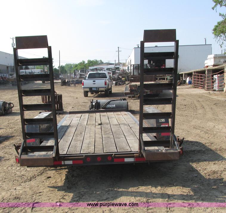 image for item I3950 2005 Big Tow BE-5 tandem axle trailer