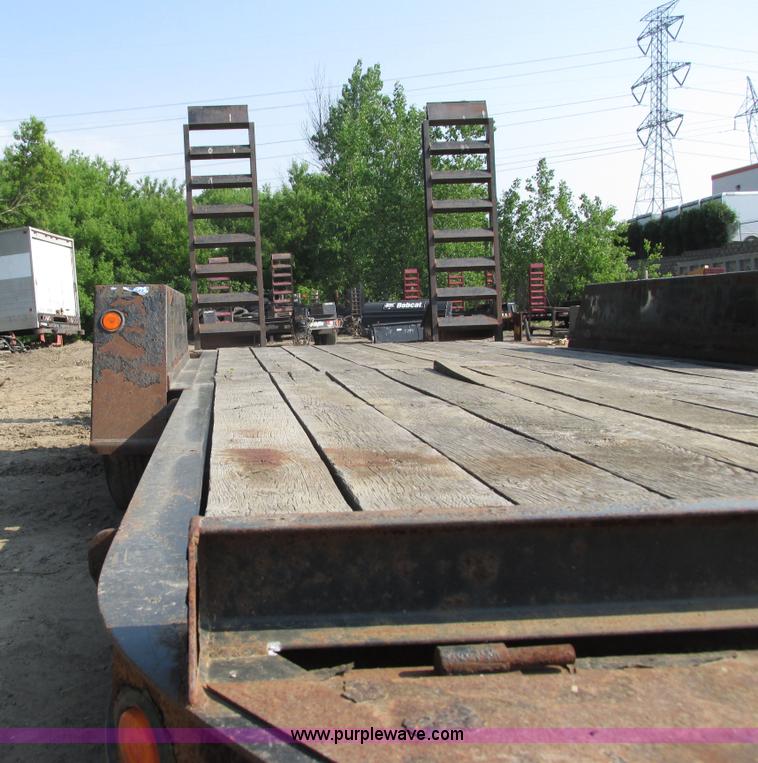 image for item I3950 2005 Big Tow BE-5 tandem axle trailer