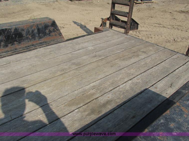 image for item I3950 2005 Big Tow BE-5 tandem axle trailer