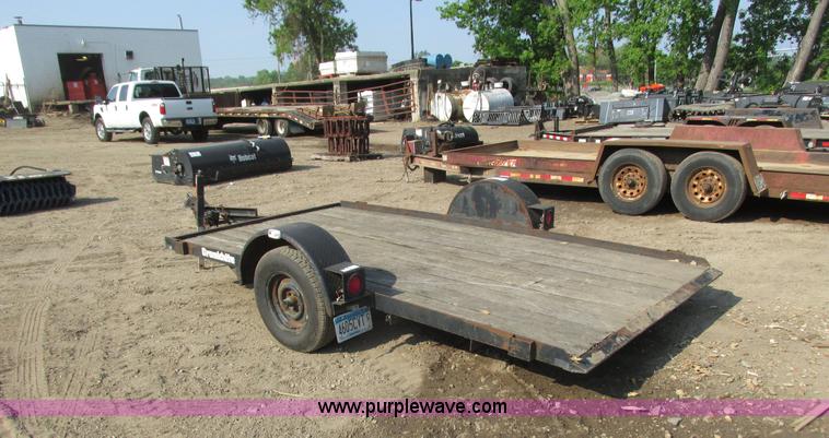 image for item I3952 2002 Cronkhite 510E tilt deck trailer