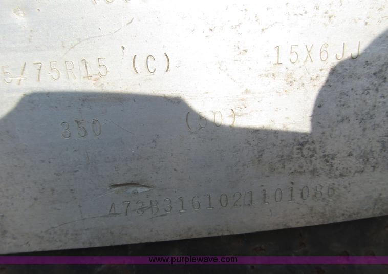 image for item I3952 2002 Cronkhite 510E tilt deck trailer