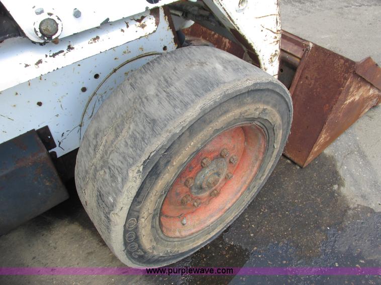 image for item I3954 1994 Bobcat 753L skid steer