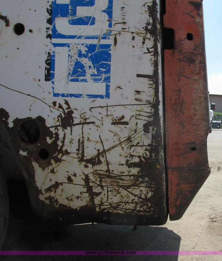 image for item I3954 1994 Bobcat 753L skid steer