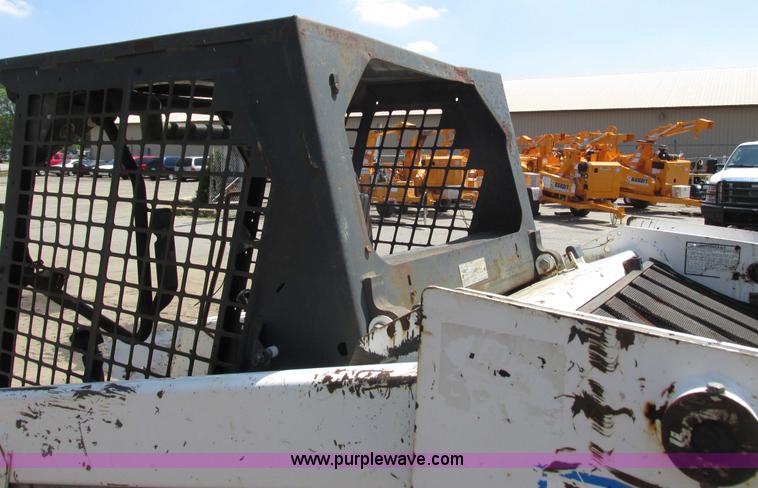 image for item I3954 1994 Bobcat 753L skid steer