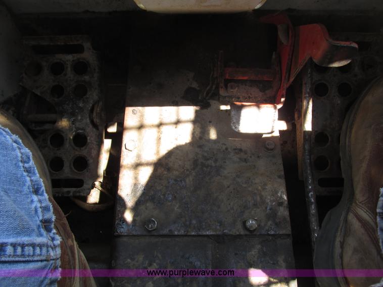 image for item I3954 1994 Bobcat 753L skid steer