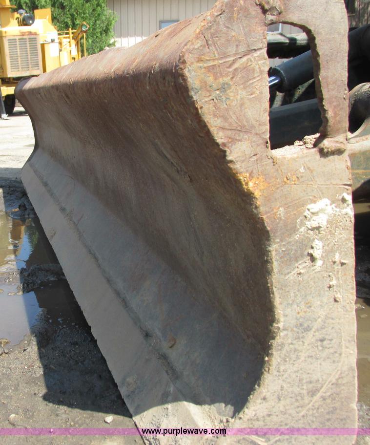 image for item I3955 2005 Bobcat 341G compact excavator