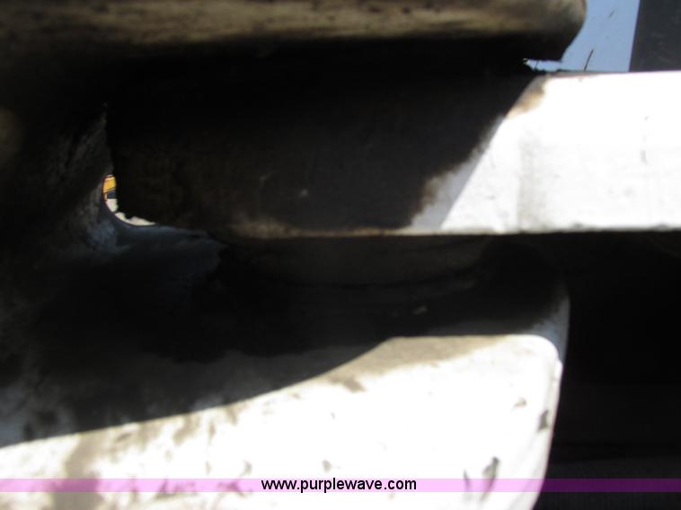 image for item I3955 2005 Bobcat 341G compact excavator