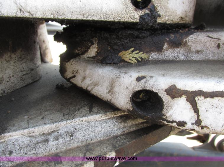 image for item I3955 2005 Bobcat 341G compact excavator