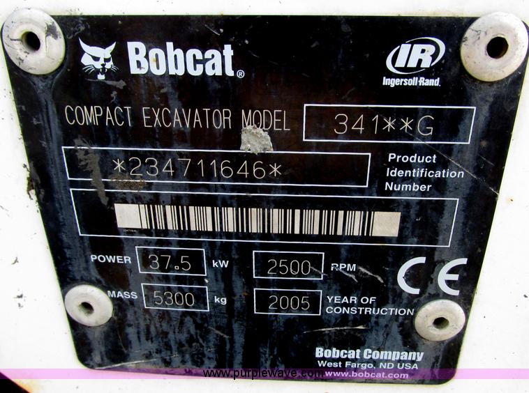 image for item I3955 2005 Bobcat 341G compact excavator