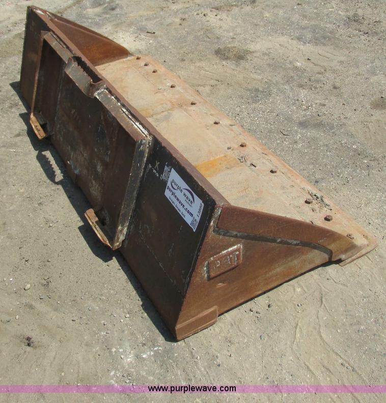 image for item I3956 80"W skid steer bucket
