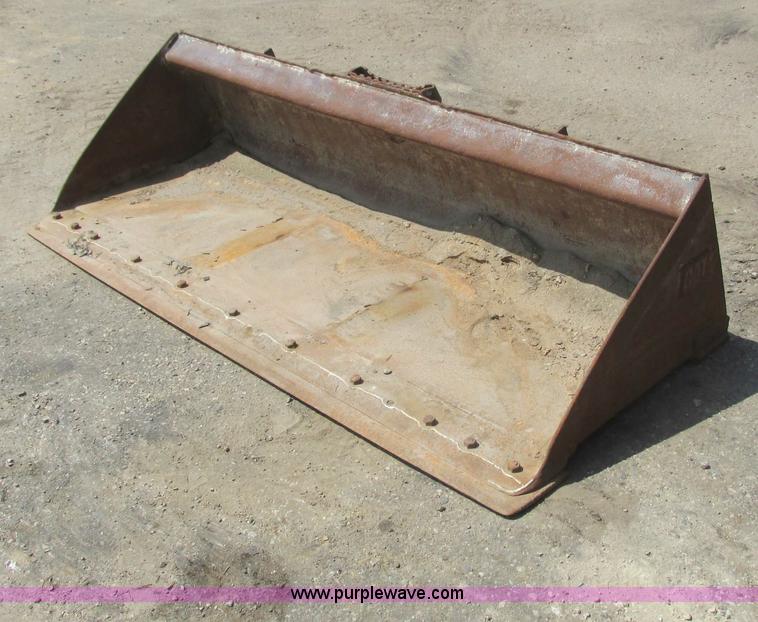 image for item I3956 80"W skid steer bucket