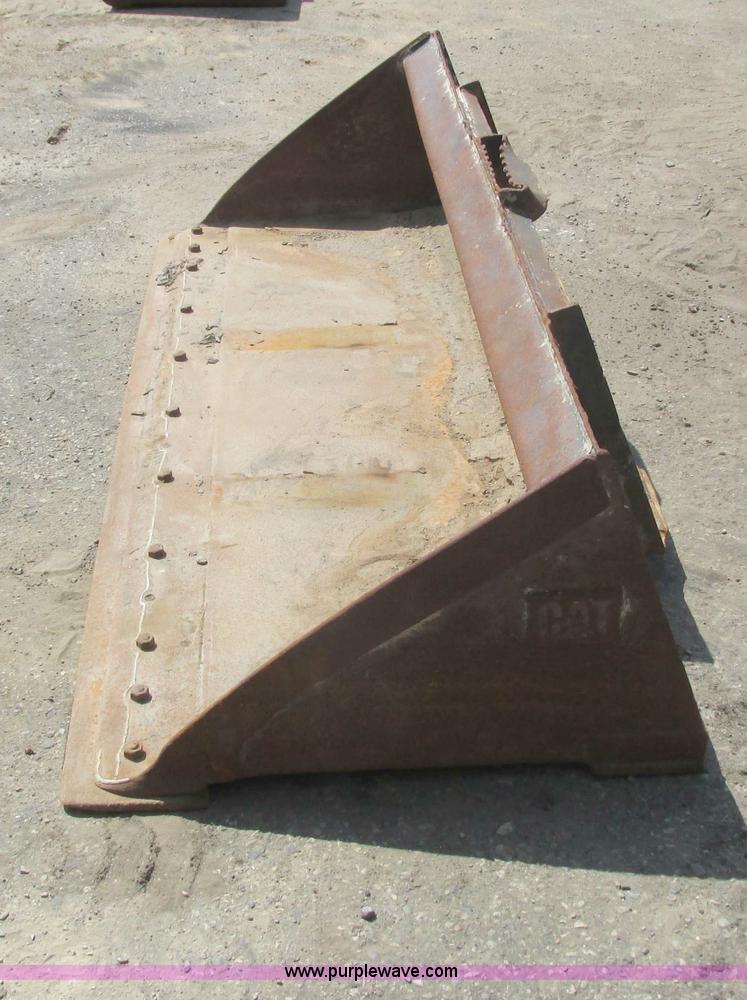 image for item I3956 80"W skid steer bucket