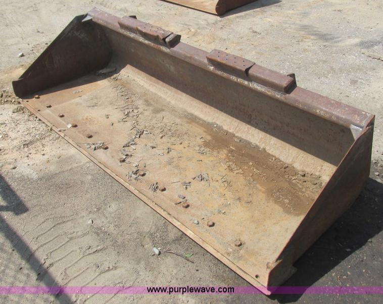 image for item I3957 76"W skid steer bucket