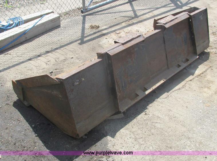 image for item I3957 76"W skid steer bucket