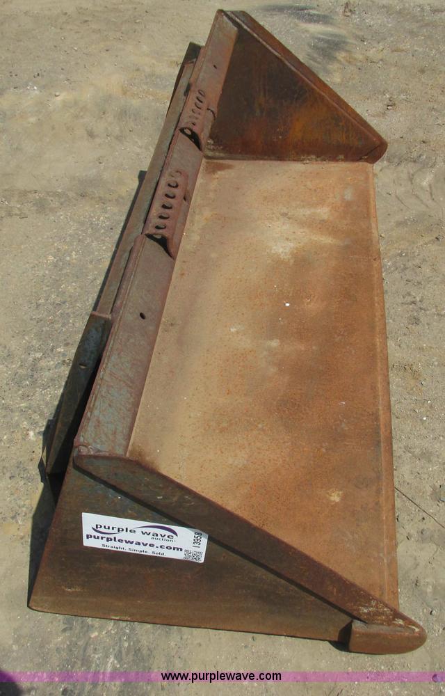 image for item I3958 68"W skid steer bucket
