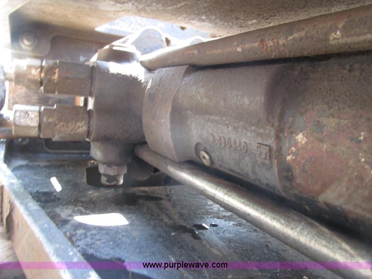 image for item I3960 Hydraulic breaker