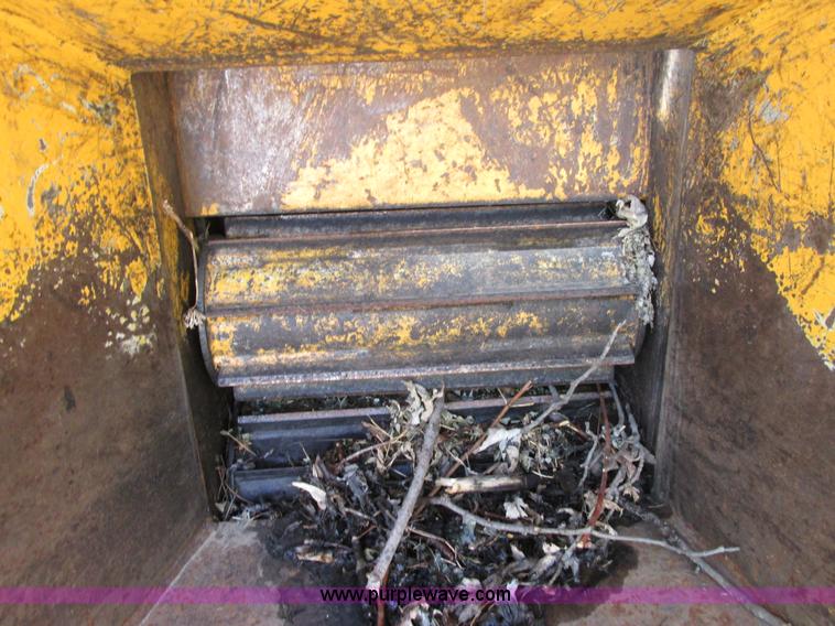 image for item I3961 Bandit 150XP brush chipper