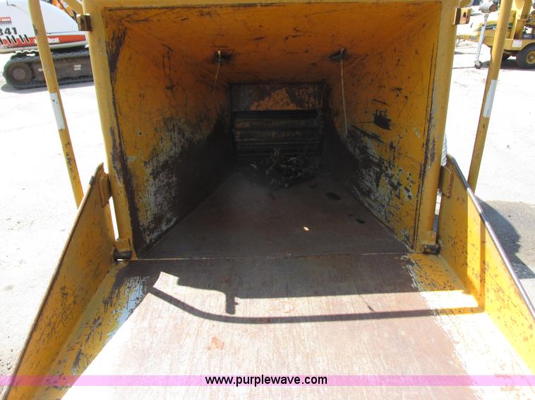 image for item I3961 Bandit 150XP brush chipper