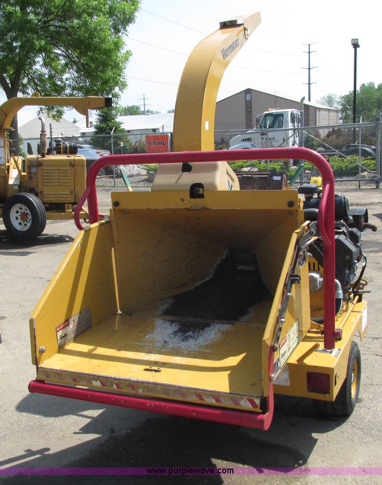 image for item I3966 2008 Vermeer BC600XL brush chipper