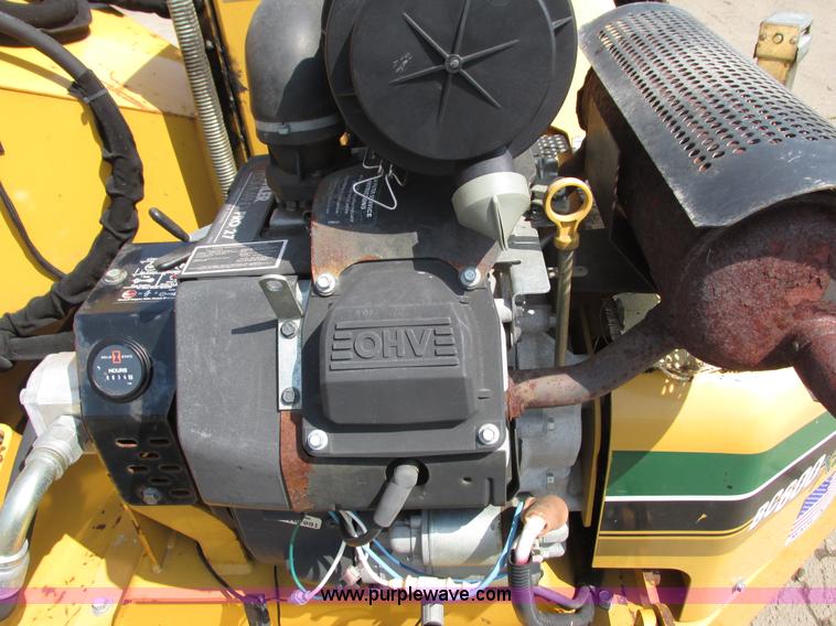 image for item I3966 2008 Vermeer BC600XL brush chipper