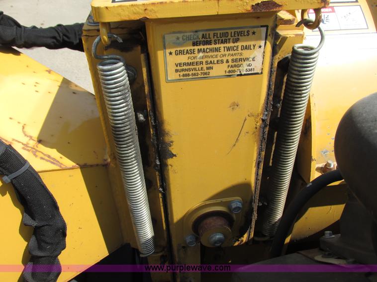 image for item I3966 2008 Vermeer BC600XL brush chipper