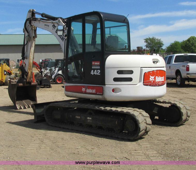 image for item I3969 2006 Bobcat 442C compact excavator
