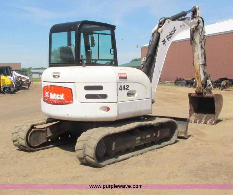 image for item I3969 2006 Bobcat 442C compact excavator