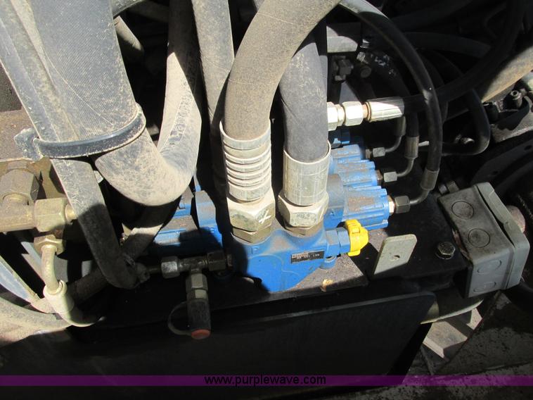 image for item I3969 2006 Bobcat 442C compact excavator