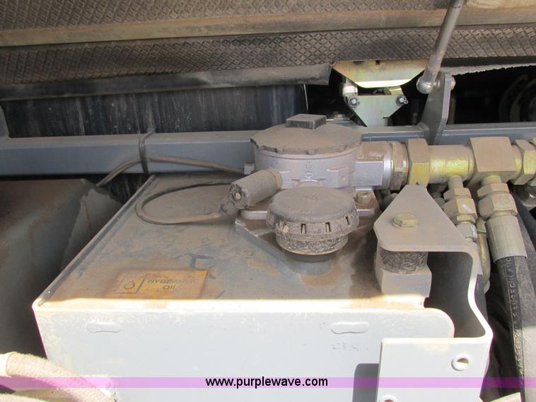 image for item I3969 2006 Bobcat 442C compact excavator