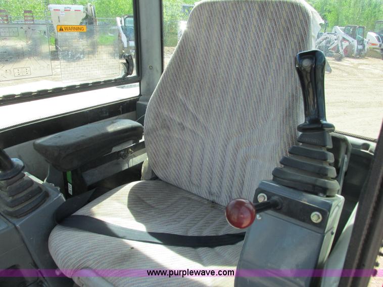 image for item I3969 2006 Bobcat 442C compact excavator