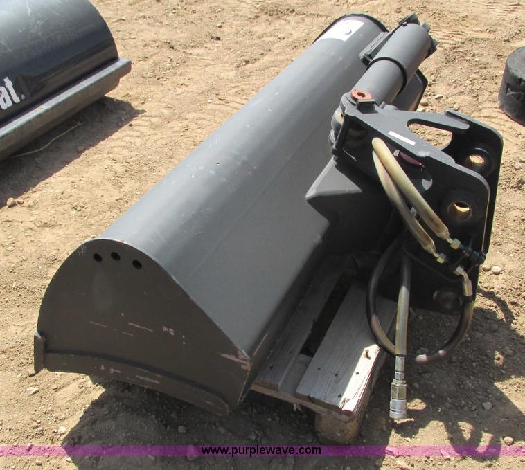 image for item I3970 Bobcat power angle bucket