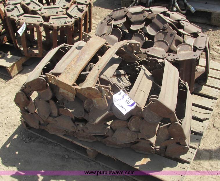 image for item I3973 Loegering Tire Crawlers steel grouser tracks