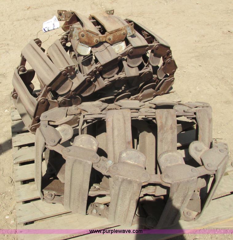 image for item I3973 Loegering Tire Crawlers steel grouser tracks