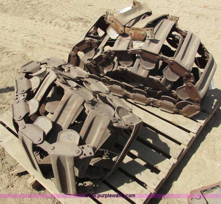 image for item I3973 Loegering Tire Crawlers steel grouser tracks