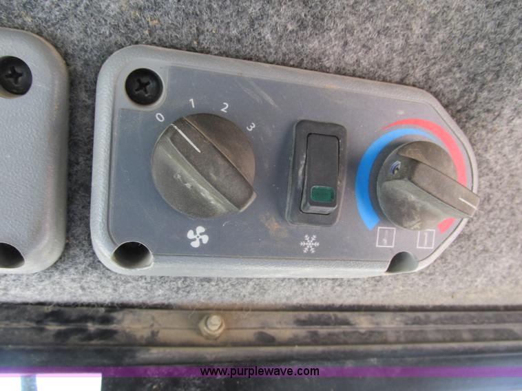 image for item I3976 2011 Bobcat T180 track skid steer