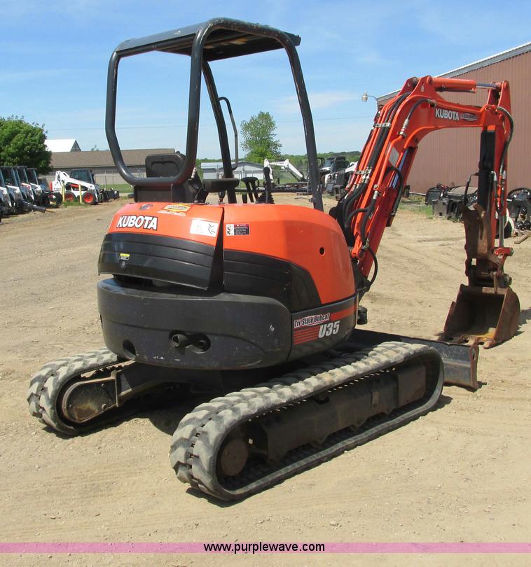 image for item I3978 2004 Kubota U35 compact excavator