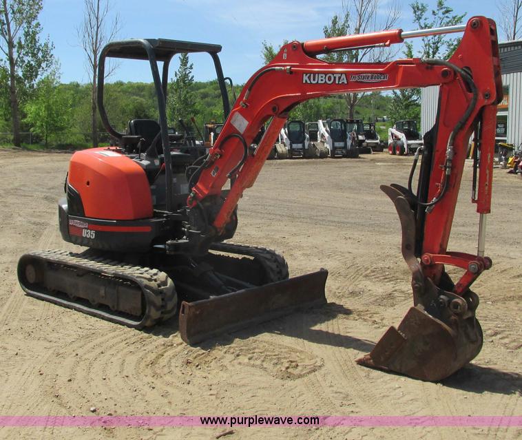 image for item I3978 2004 Kubota U35 compact excavator