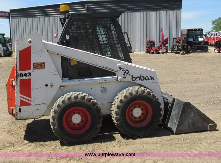 image for item I3979 1985 Bobcat 843 skid steer