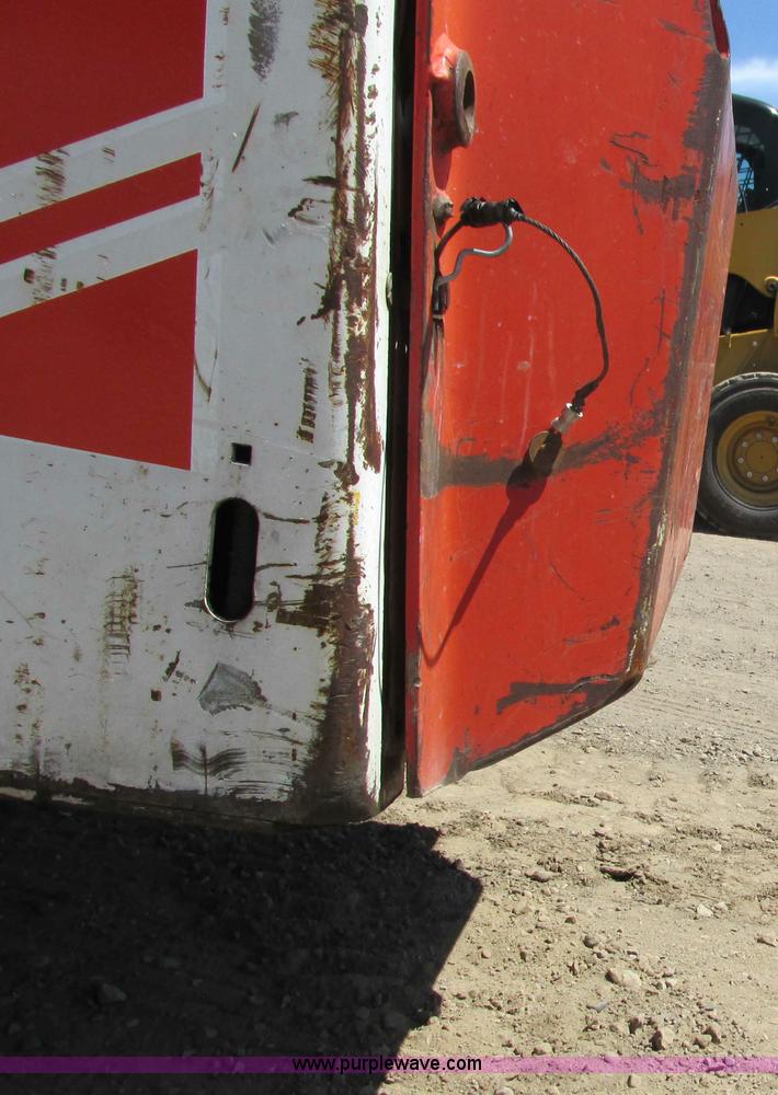 image for item I3979 1985 Bobcat 843 skid steer