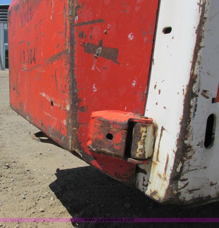 image for item I3979 1985 Bobcat 843 skid steer