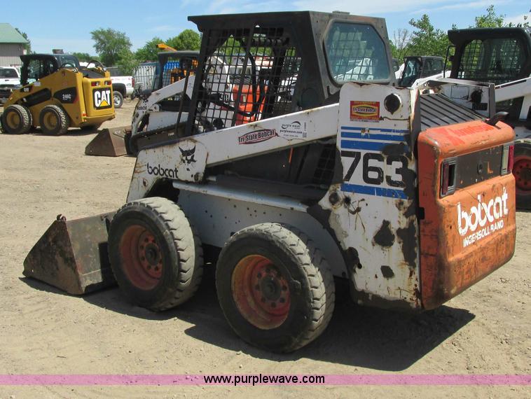 image for item I3980 1999 Bobcat 763 skid steer