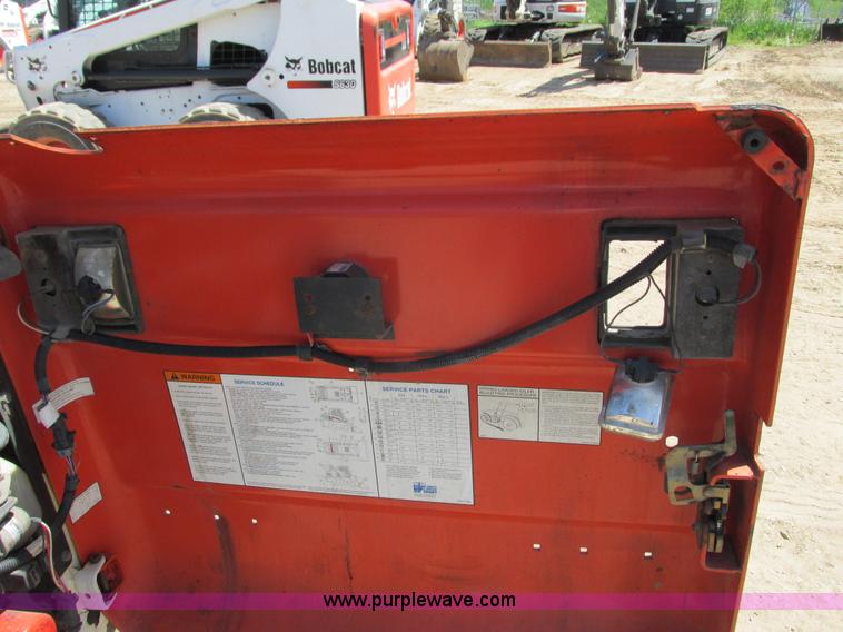 image for item I3980 1999 Bobcat 763 skid steer