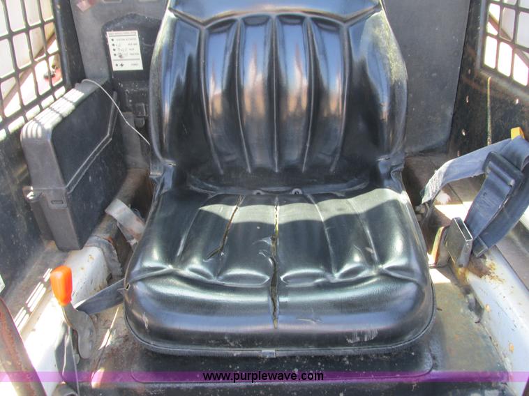 image for item I3980 1999 Bobcat 763 skid steer