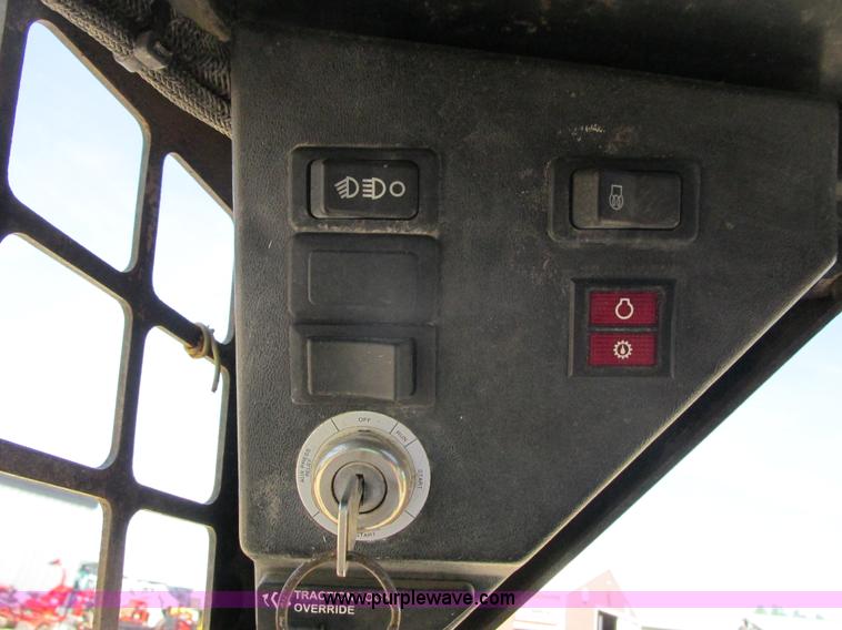 image for item I3980 1999 Bobcat 763 skid steer