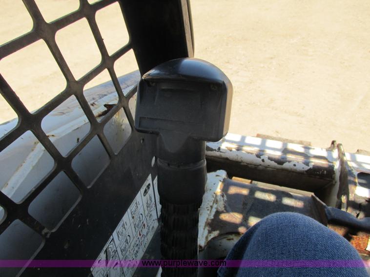 image for item I3980 1999 Bobcat 763 skid steer