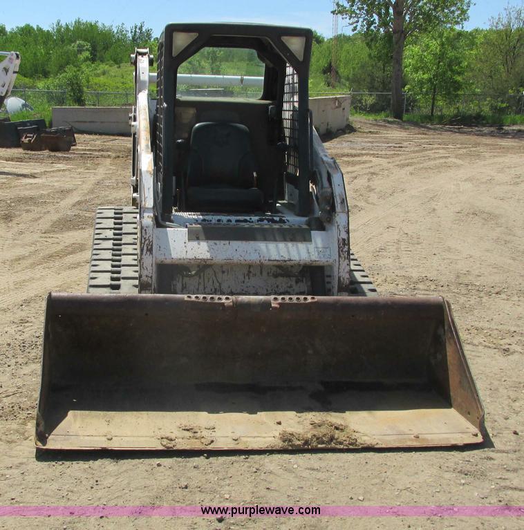 image for item I3981 2005 Bobcat T190 track skid steer