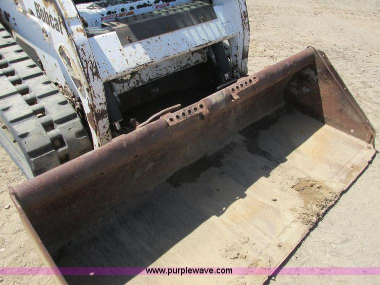 image for item I3981 2005 Bobcat T190 track skid steer