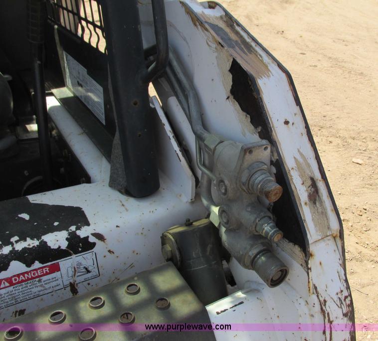 image for item I3981 2005 Bobcat T190 track skid steer